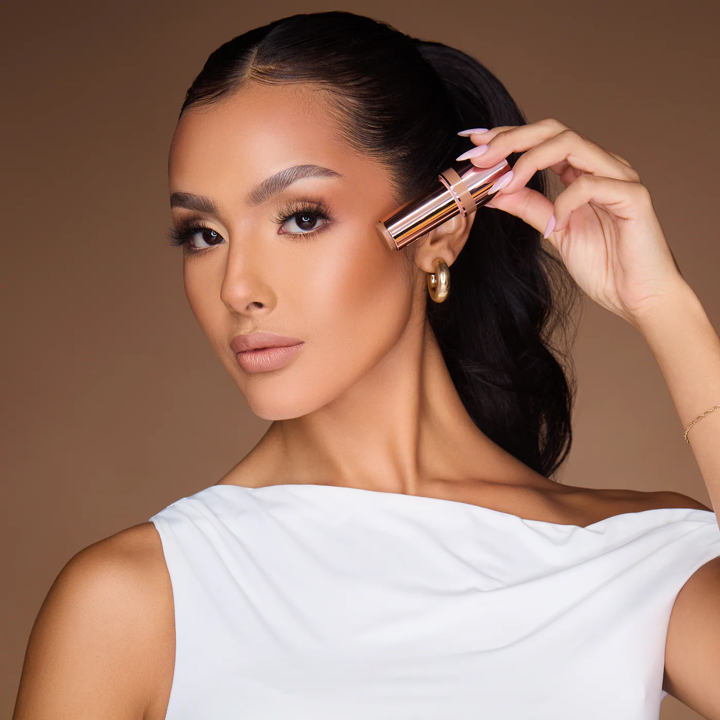Flawless Stay Contour Sticks